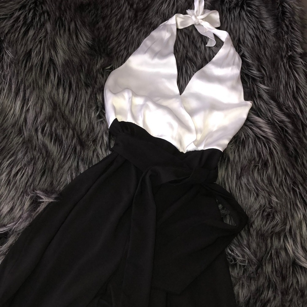 NWOT H&M jumpsuit ✨✨ - Picture 4 of 8